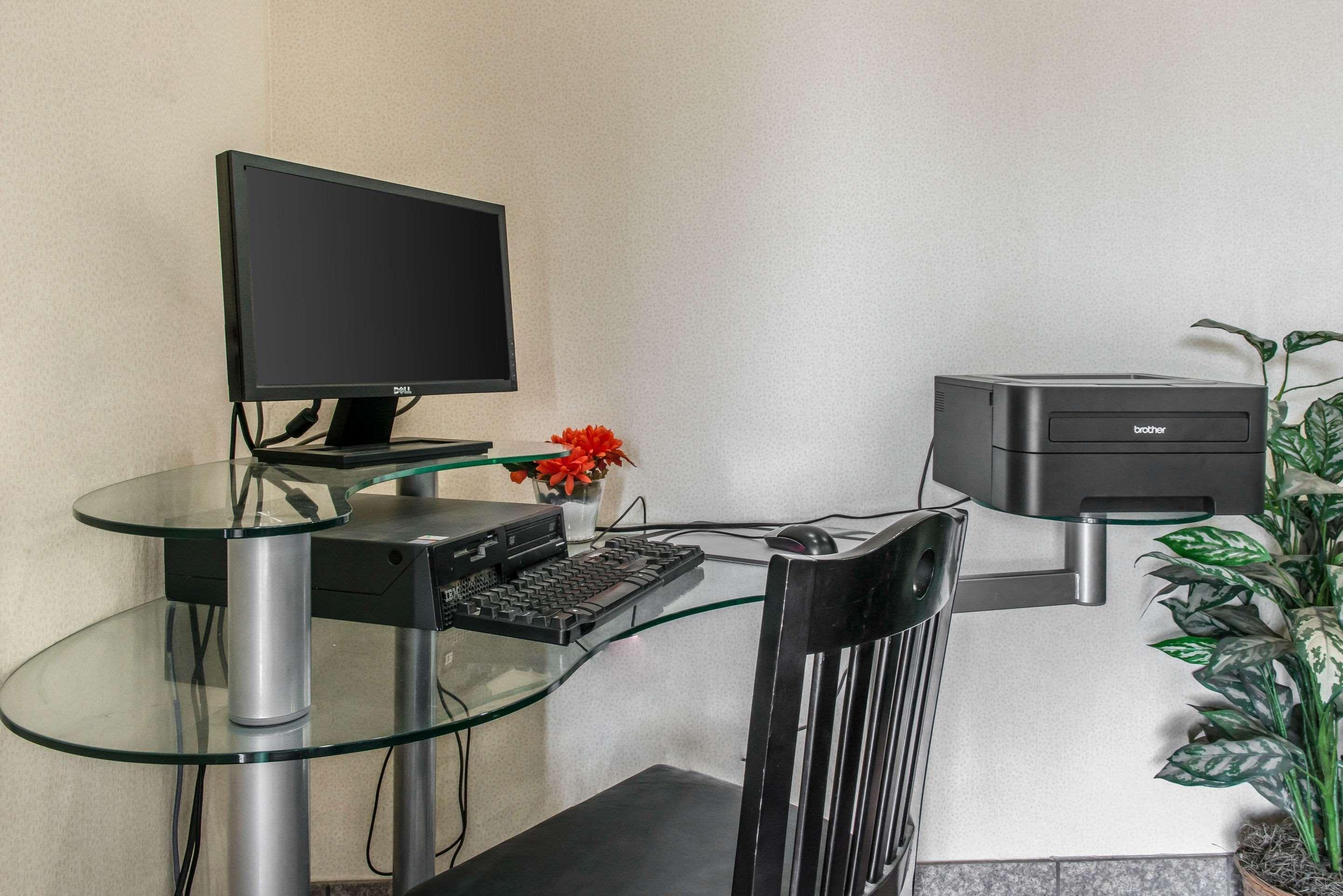 Quality Inn & Suites Fairview  Екстериор снимка