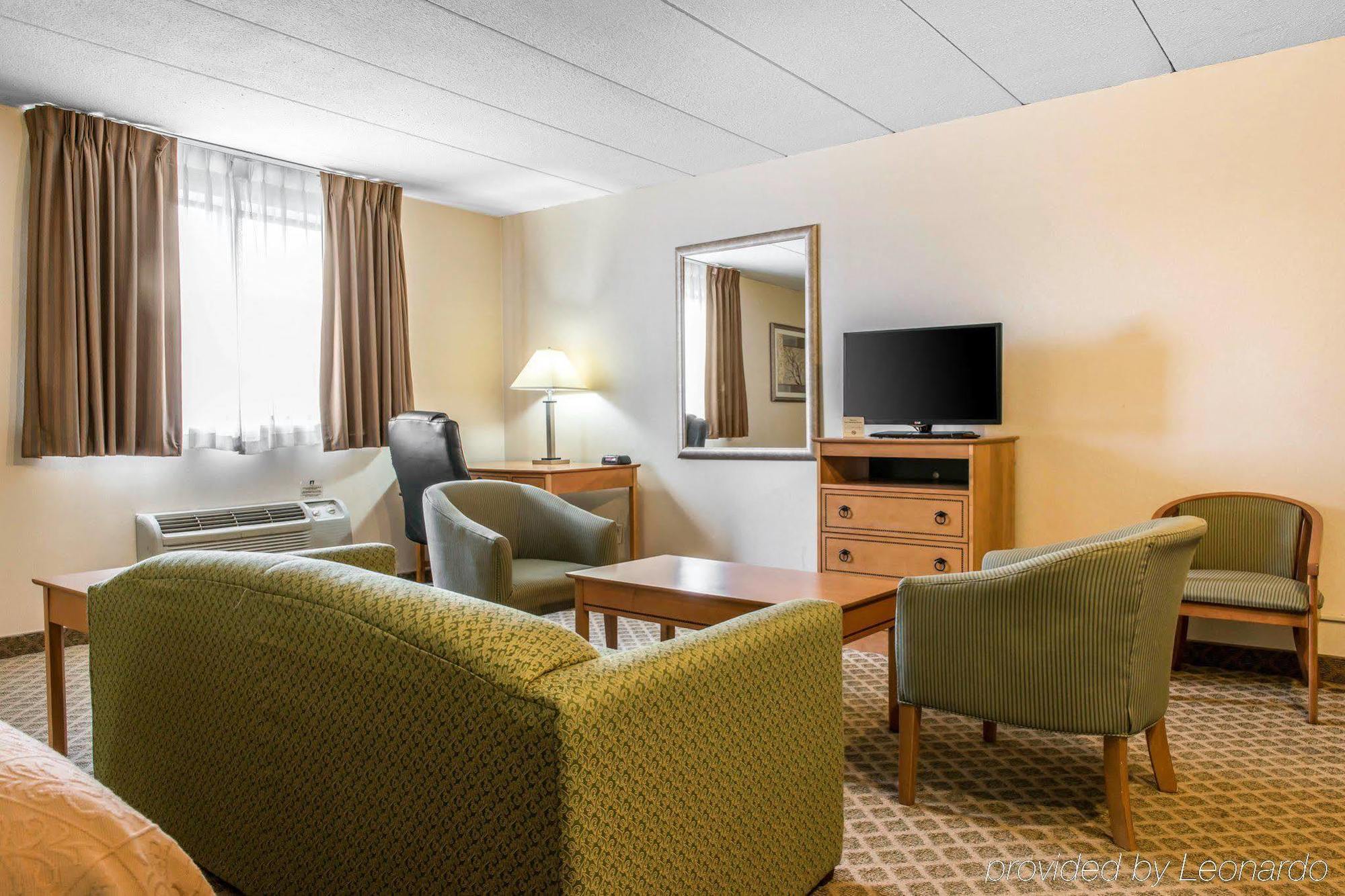 Quality Inn & Suites Fairview  Екстериор снимка