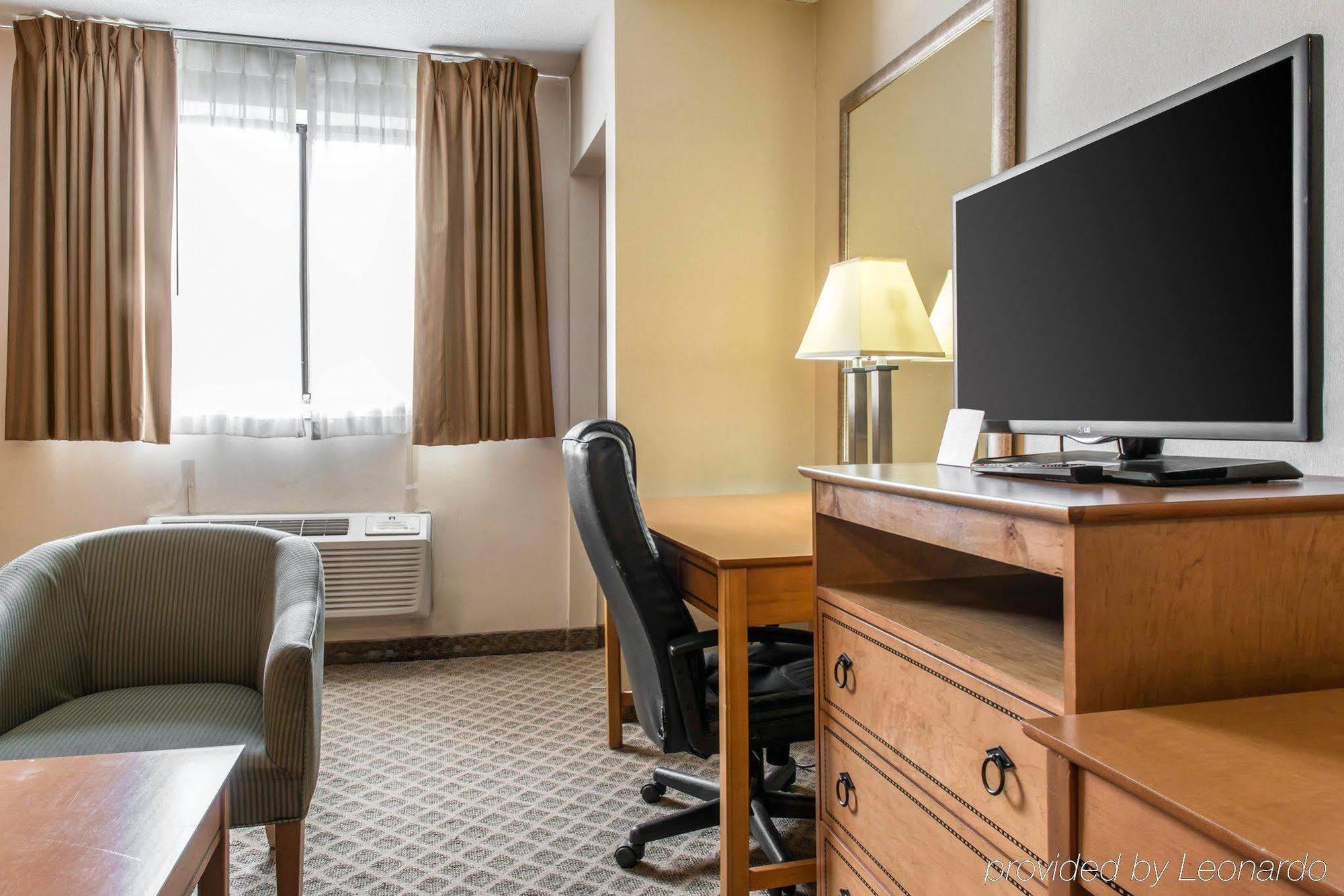 Quality Inn & Suites Fairview  Екстериор снимка
